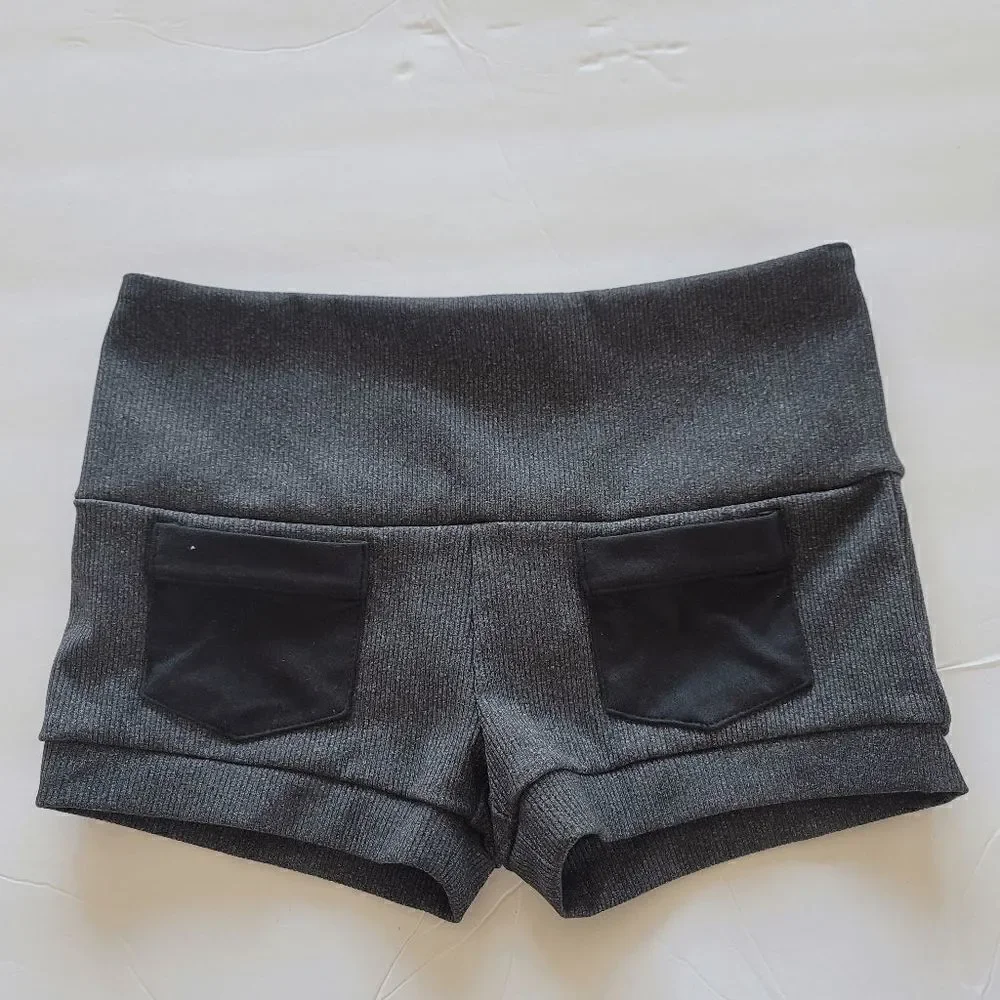 California Kisses juniors charcoal high waisted swim shorts pockets size S slim